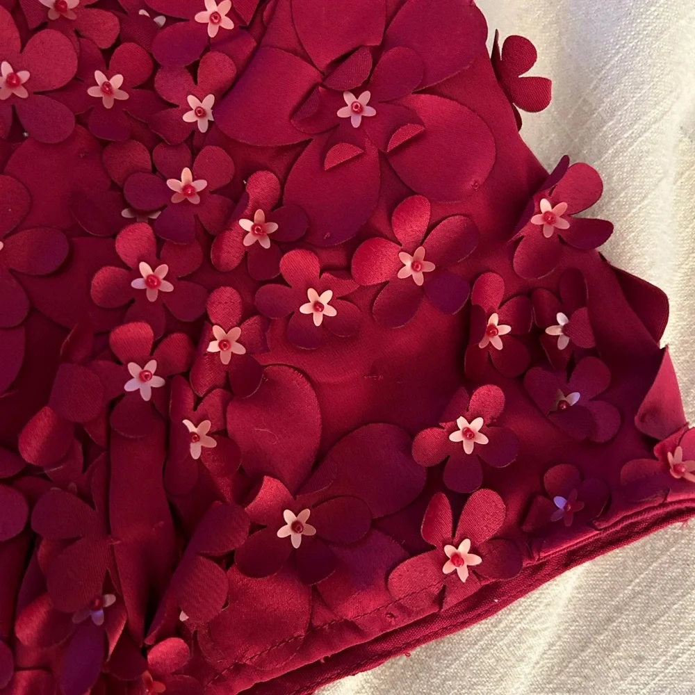 Varun Bahl Red Flower Top - Picture 11 of 12